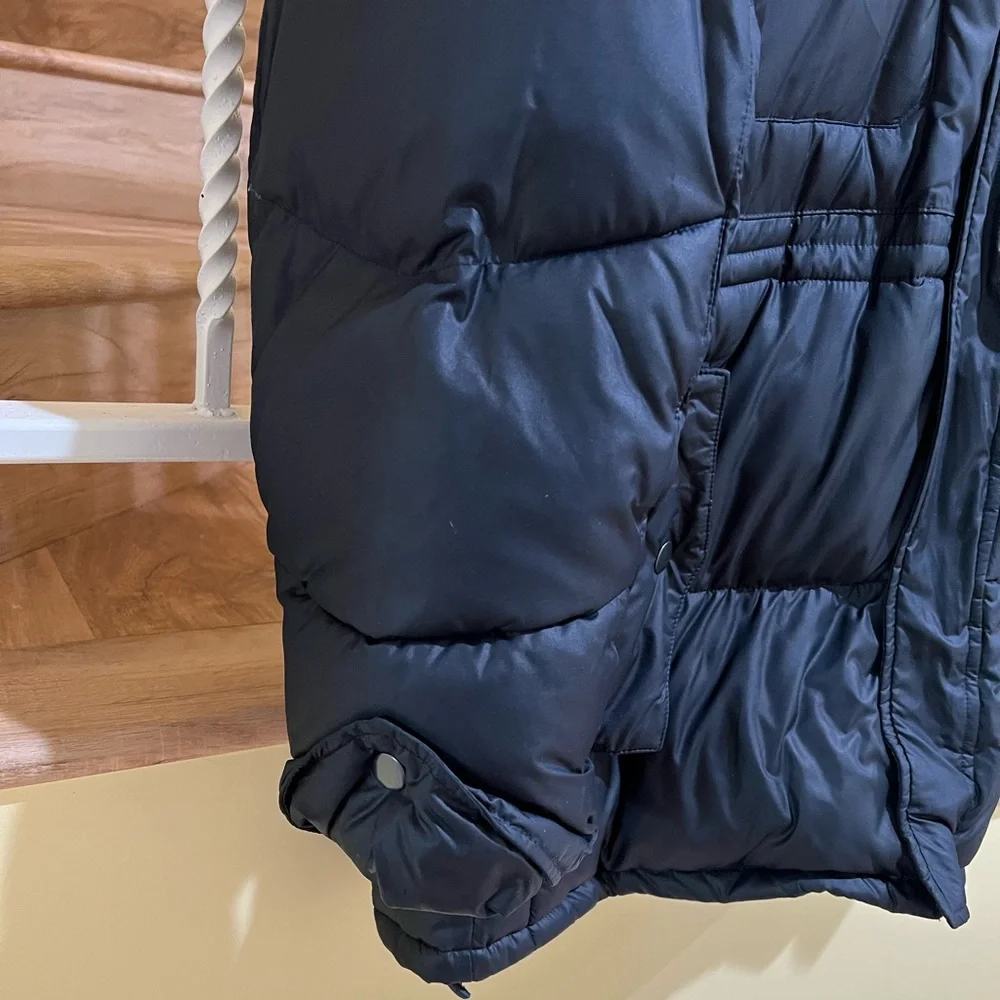 GAP Men’s Puff Jacket🎉🎉 - Picture 2 of 10